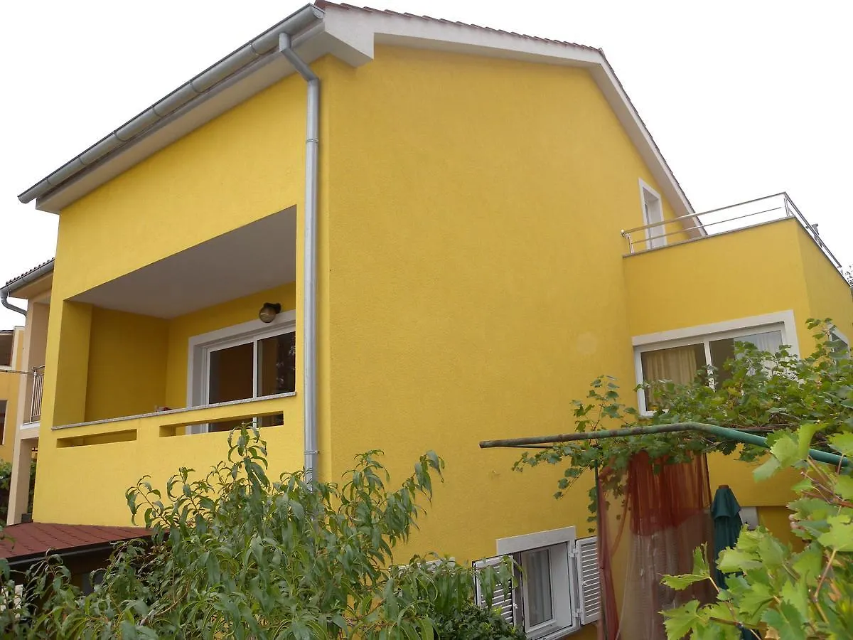 Apartment Kornic 3