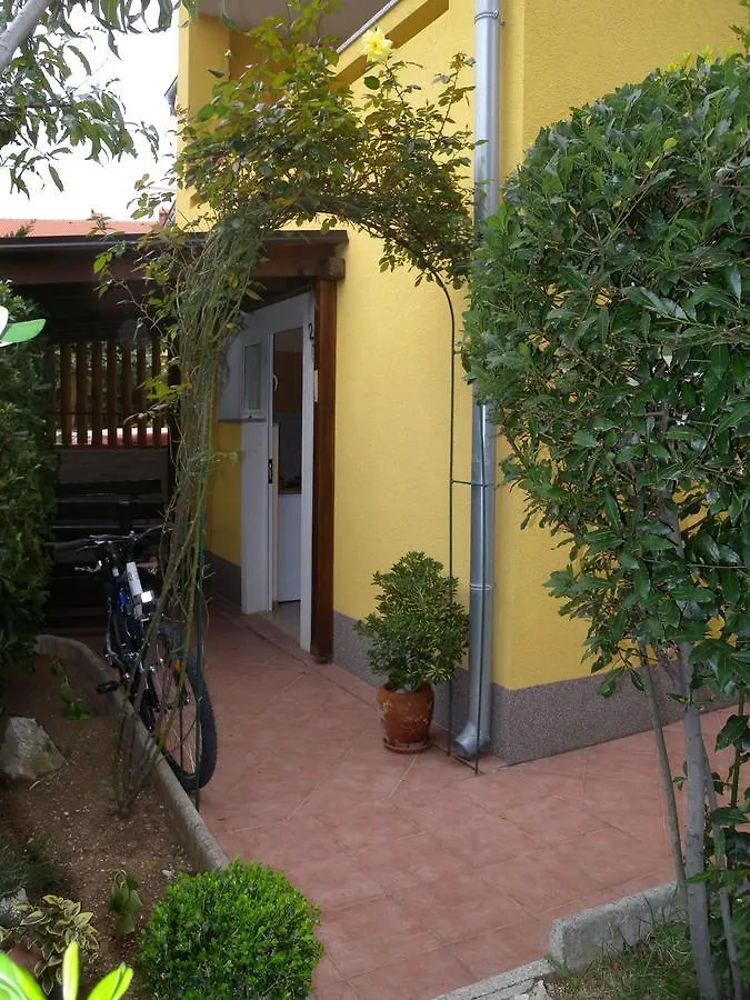 Apartment Kornic 3 Κροατία
